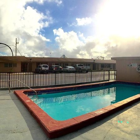 Coral Roc Motel Florida City Exterior photo